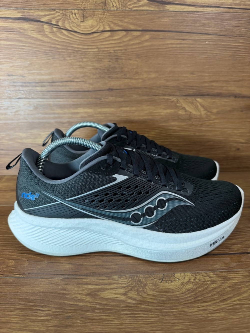 Saucony ride 17 Running Shoes Women’s Size‎ 10 Athletic Sneakers Black